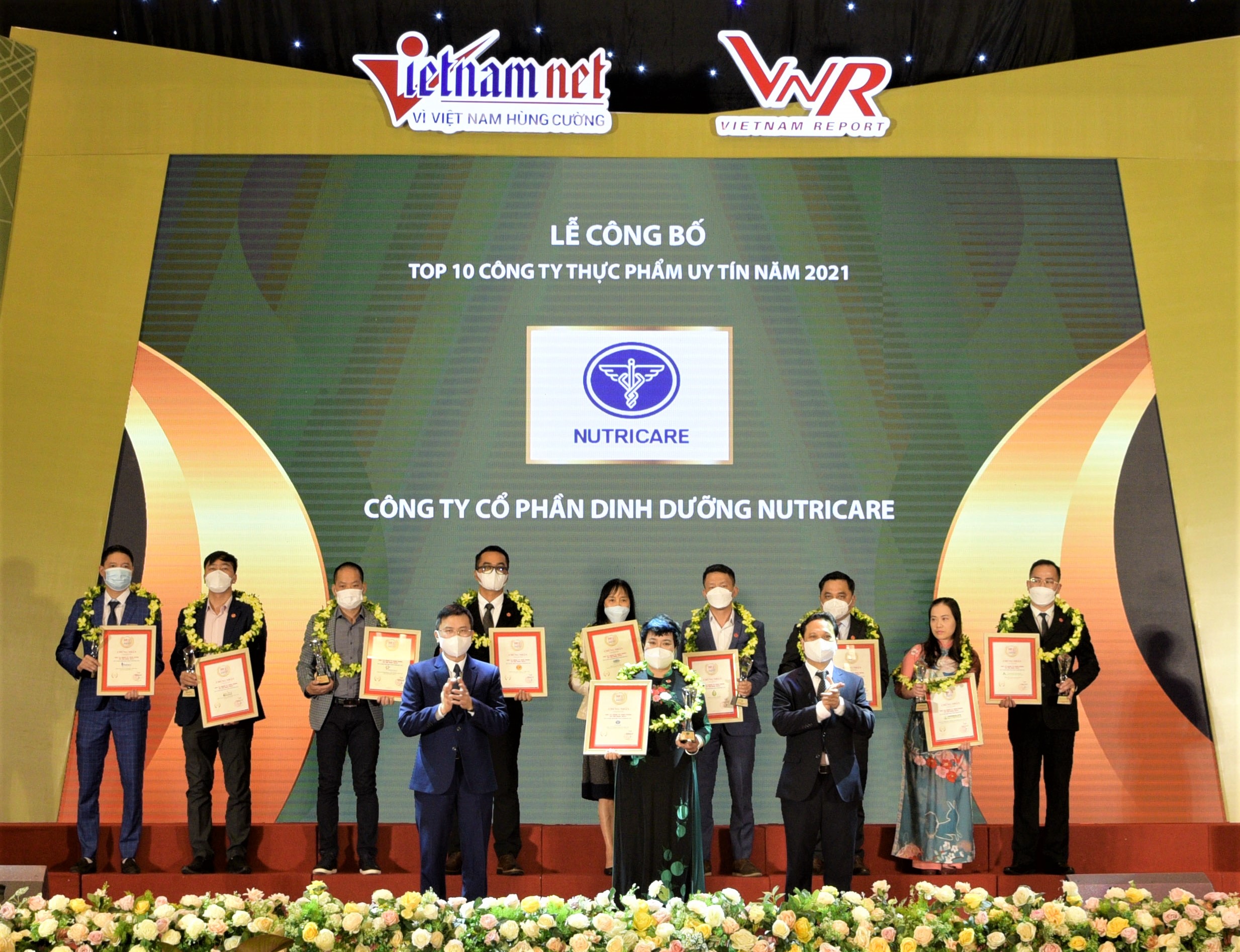 Nutricare được vinh danh trong Top 10 Công ty Thực phẩm uy tín năm 2021