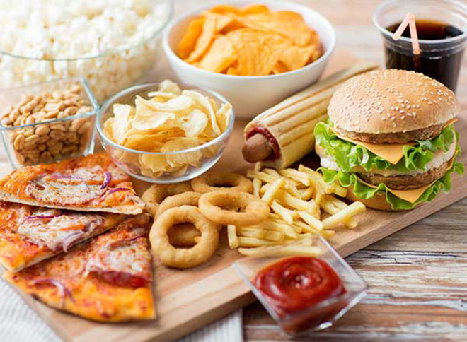 Sau phẫu thuật không nên ăn gì? Top 3 nhóm thực phẩm cần lưu ý