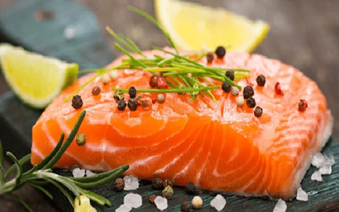 Cá hồi giàu omega 3 tốt cho hệ miễn dịch