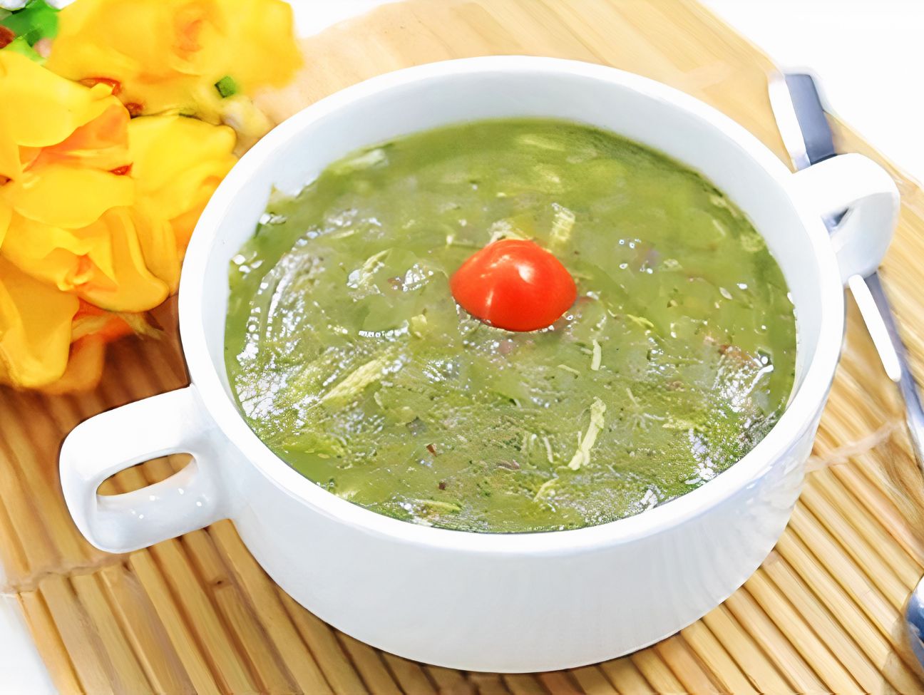 Cháo cá lóc cho bé tăng cân nấu với rau ngót và cà rốt