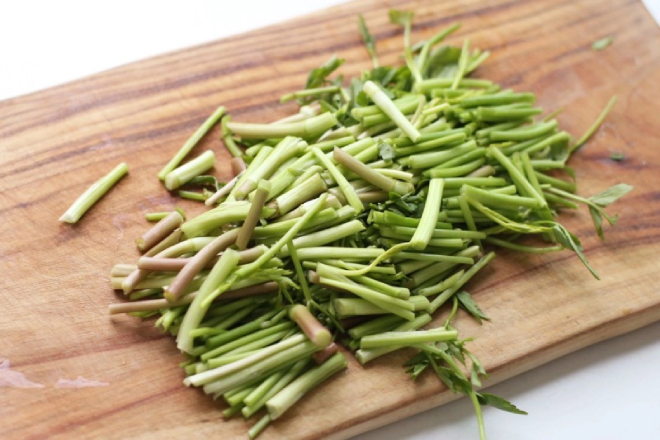 Tiểu đường ăn rau cần được không? Những lưu ý khi ăn