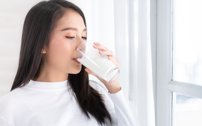 Bổ sung sữa bột tăng cân cho người gầy an toàn và dễ hấp thu