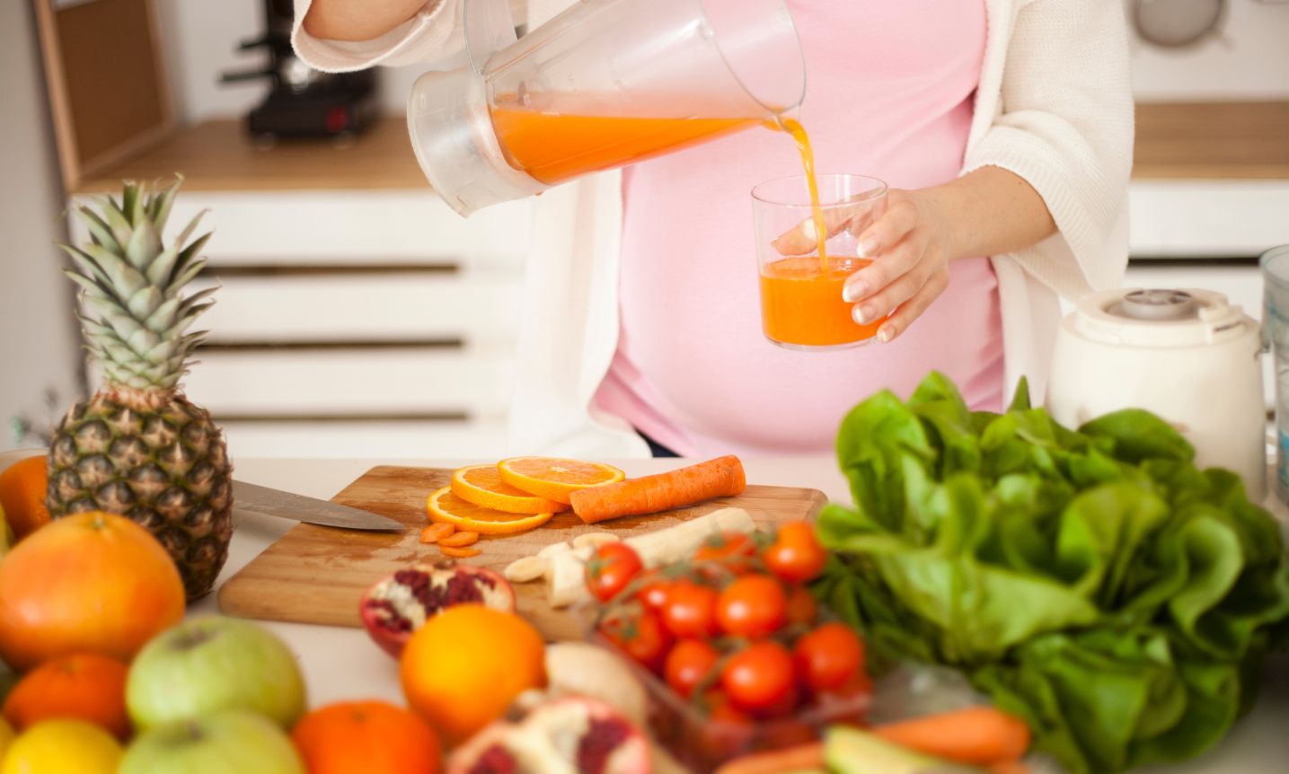 trẻ bị đầy bụng khó tiêu​