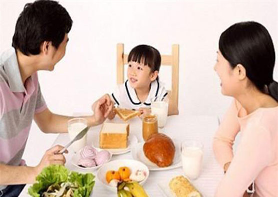 Dinh Dưỡng Lứa Tuổi Mầm Non