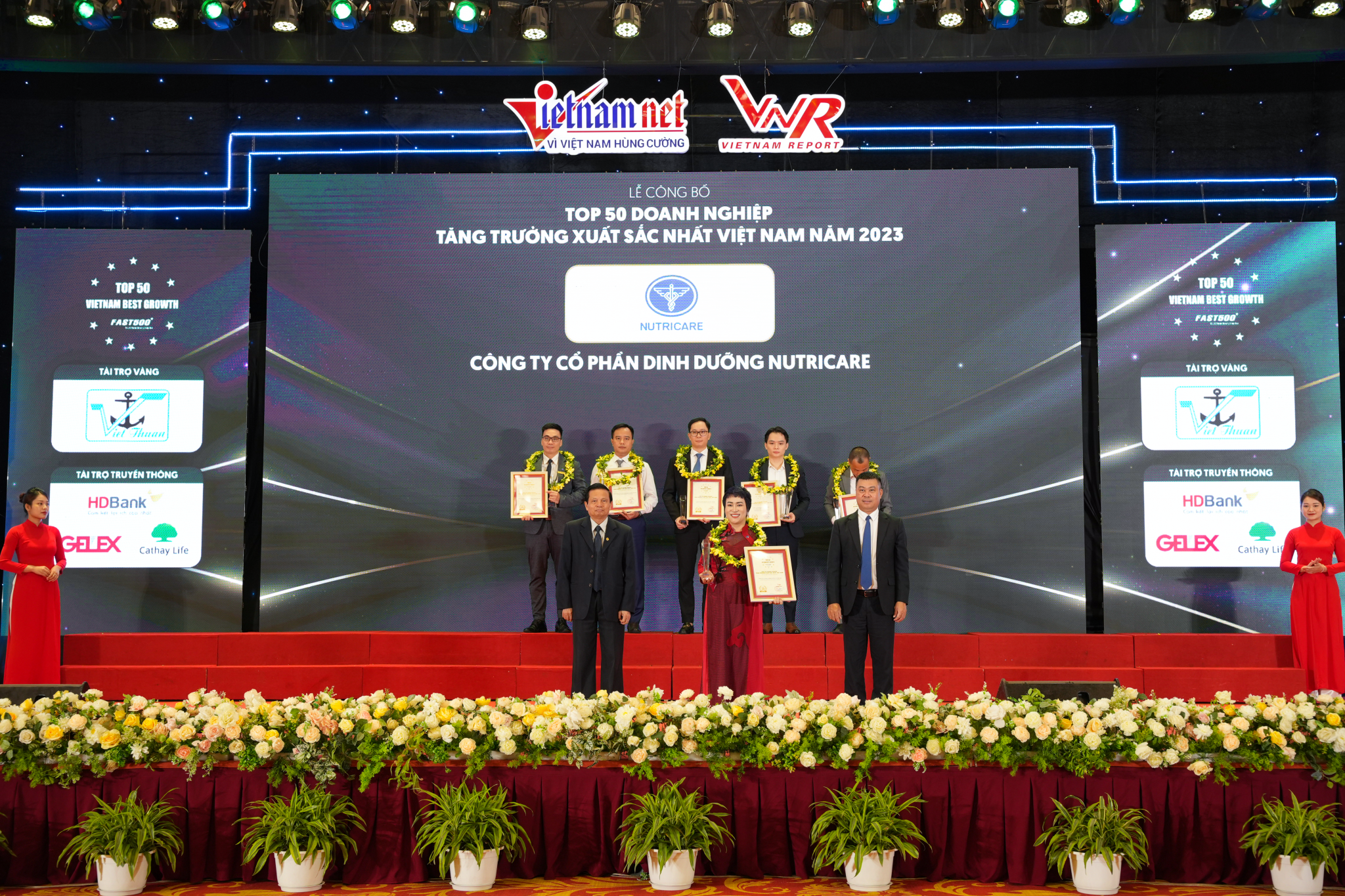 Nutricare was honored in the Top 50 Outstanding Growth Enterprises in Vietnam 2023