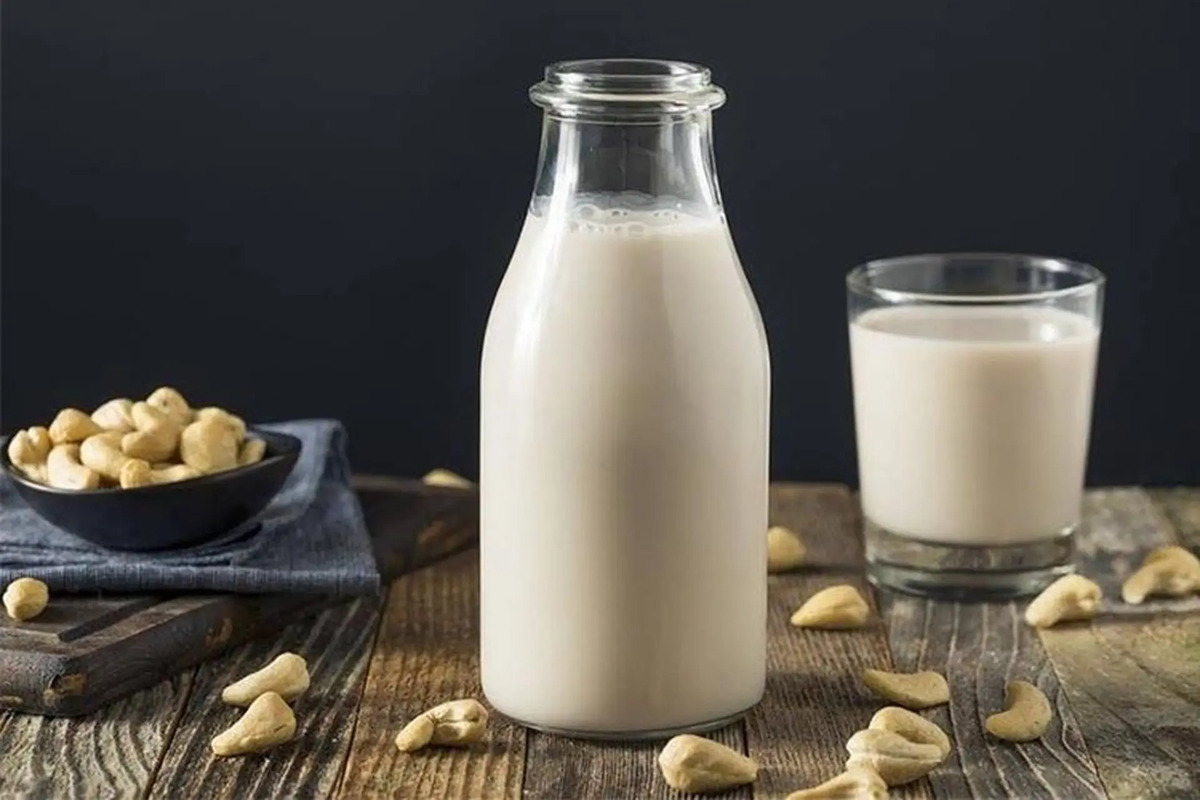 sữa tốt cho tim mạch người già