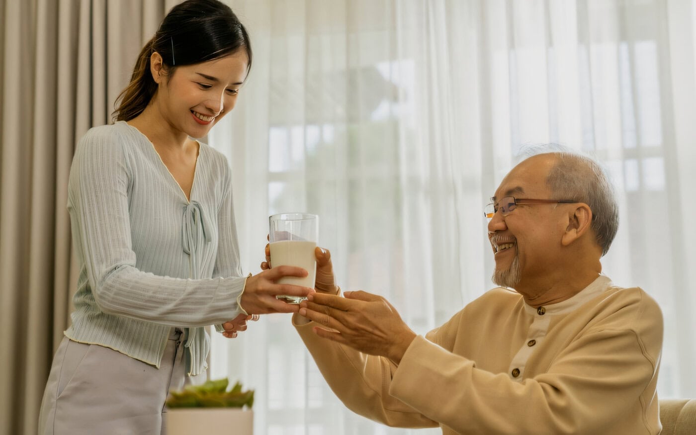 sữa canxi cho người già