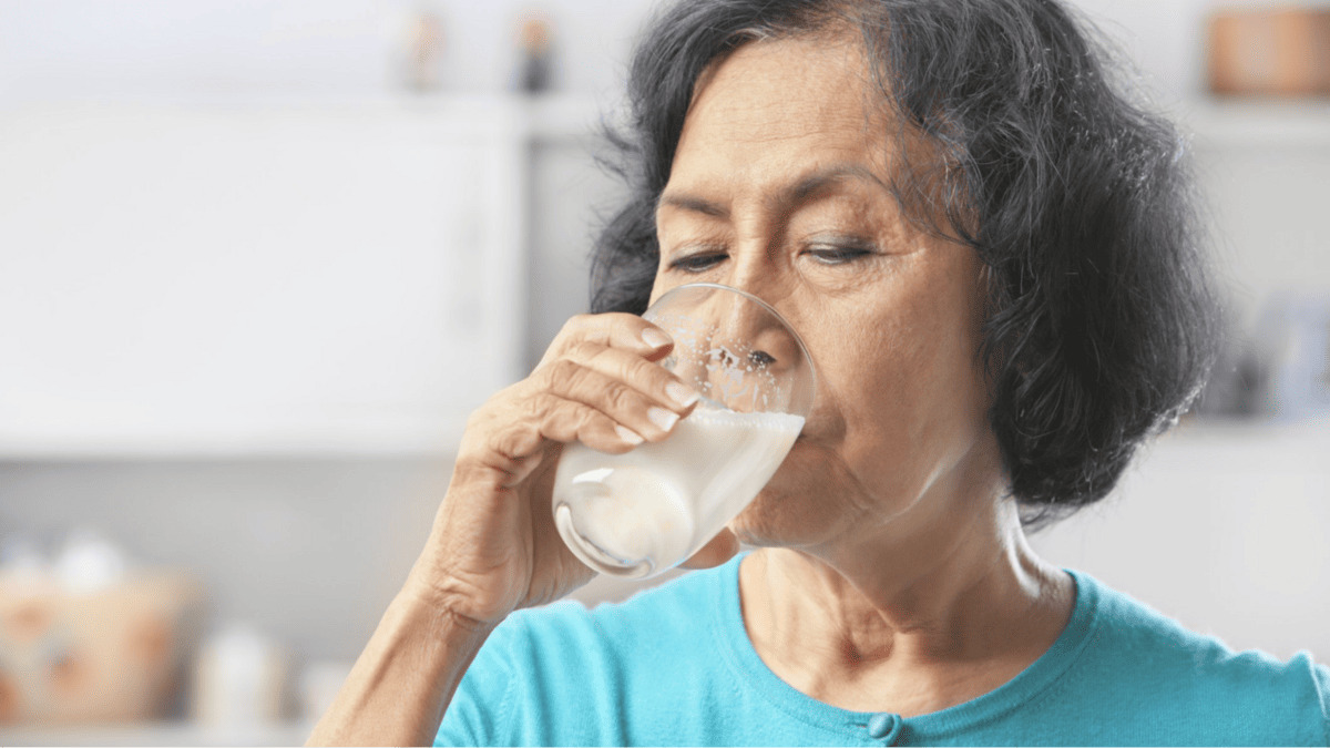 Sữa cho người già