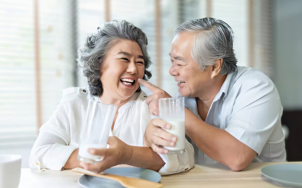 Sữa cho người lớn