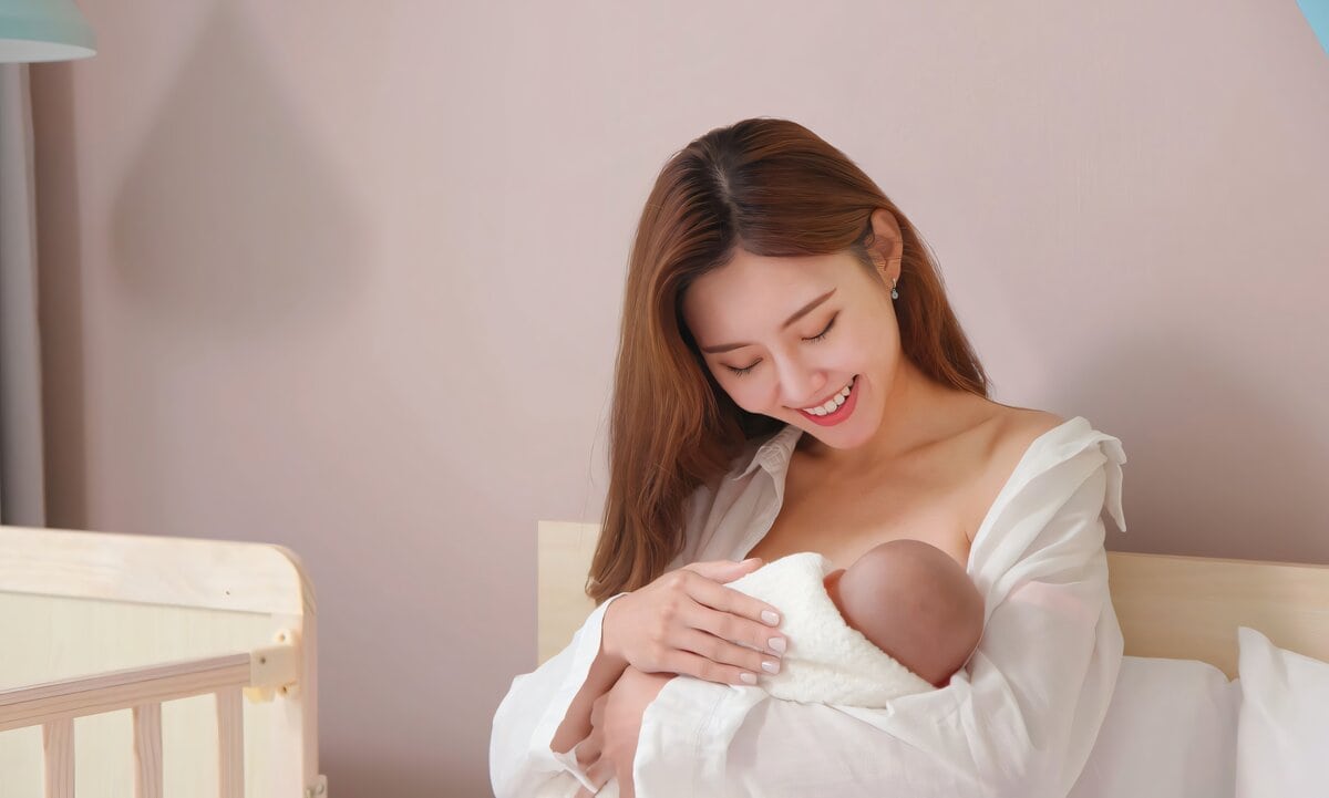 trẻ bị đầy hơi chướng bụng