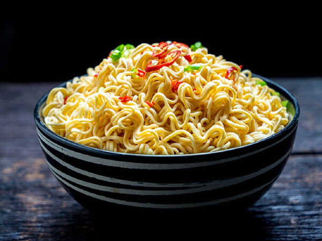 Bệnh tiểu đường hạn chế ăn mì tôm