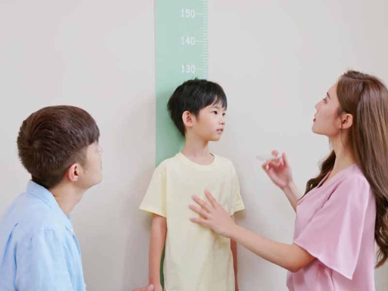 sữa tăng chiều cao cho bé