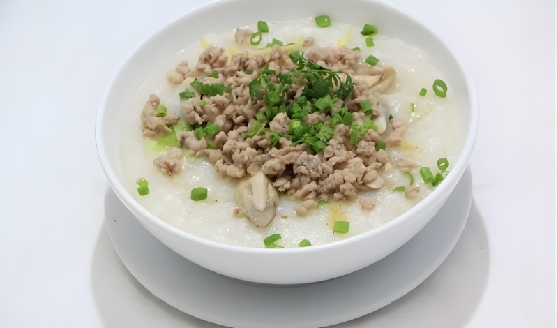 trẻ 10 tháng ăn gì để tăng cân