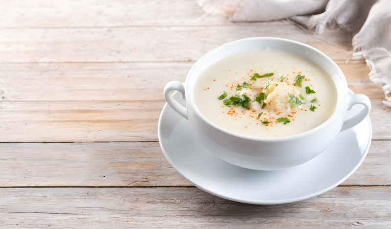 trẻ 10 tháng ăn gì để tăng cân