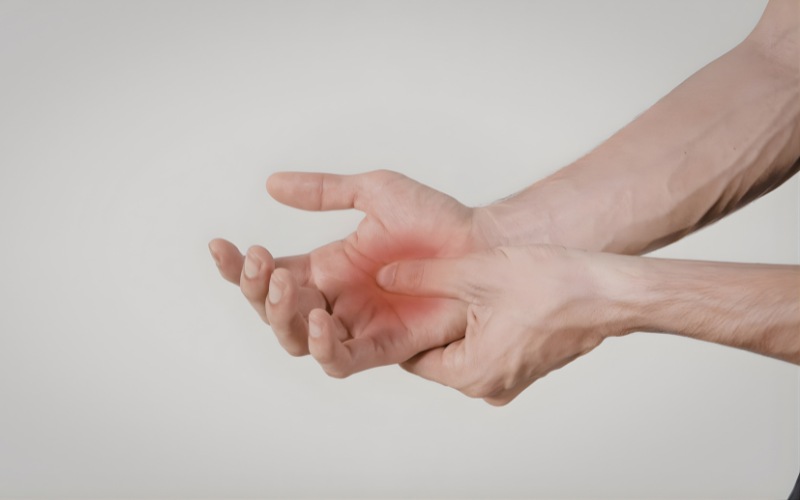 triệu chứng thiếu canxi ở người lớn