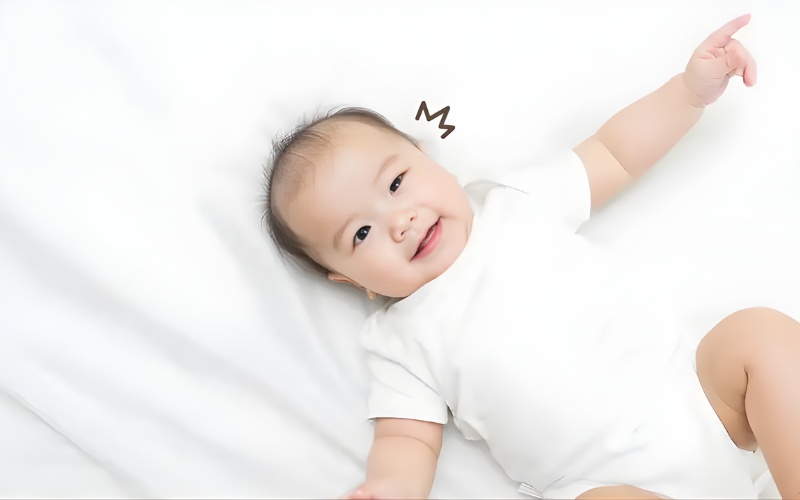 bé 8 tháng chậm tăng cân