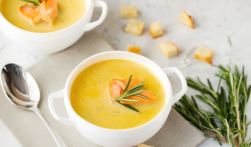 cách nấu cháo cá hồi cho bé