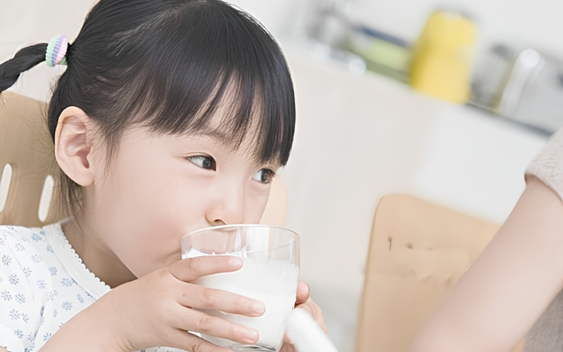 sữa phát triển trí não cho bé